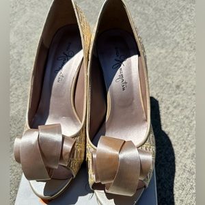 Japanese fashion heels